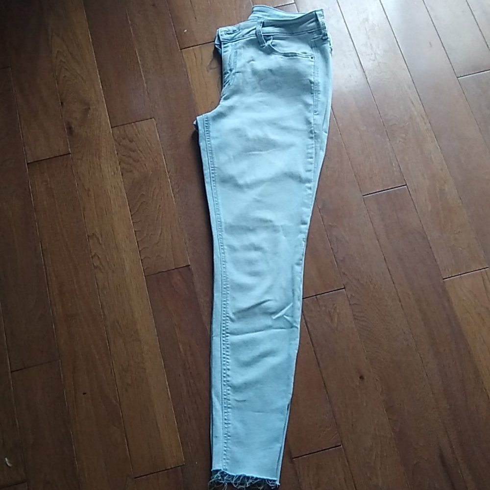 Light Wash Old Navy Rockstar Skinny Jeans